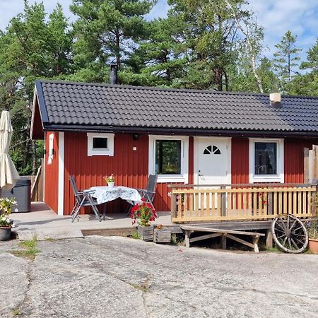 Moeja Stuga I Stockholms Skaergard Exteriér fotografie